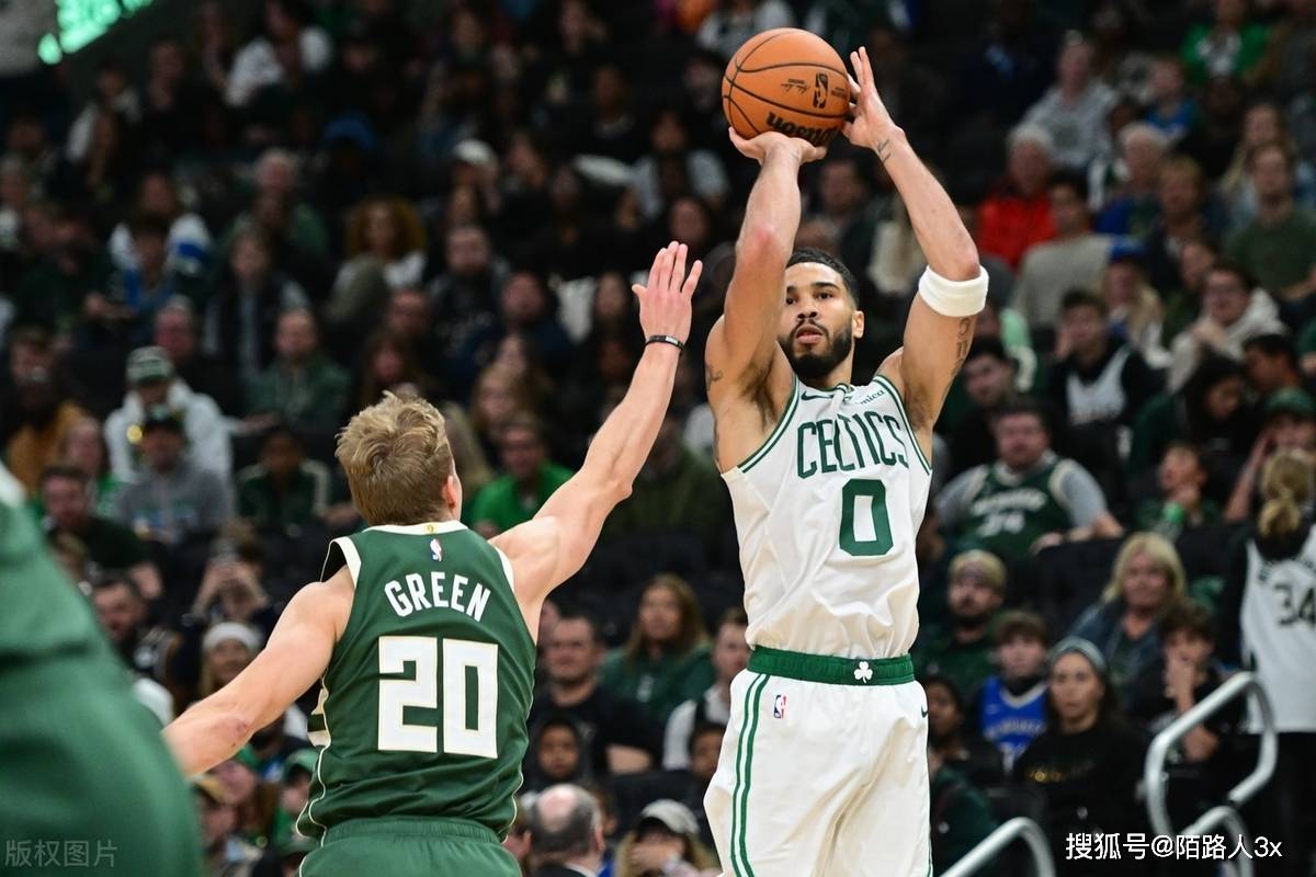 西班牙男篮绝杀雄鹿，塔图姆绝境逆转