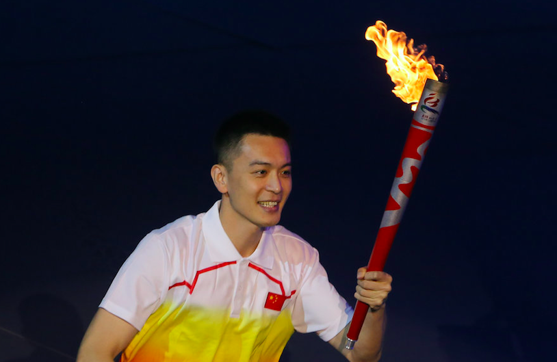 爱游戏体育-终极对抗！羽毛球战火再次点燃