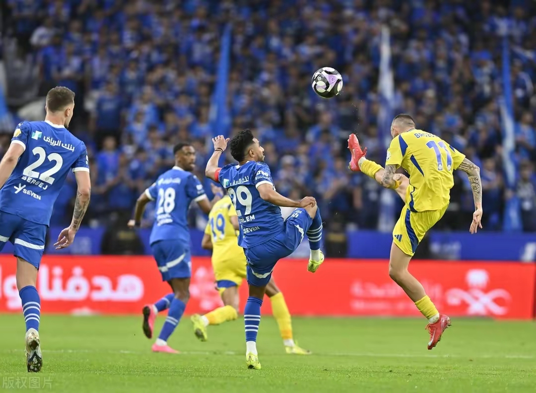 包含勒沃库森完胜希腊,C罗带队取胜的词条 包含勒沃库森完胜希腊,C罗带队取胜的词条