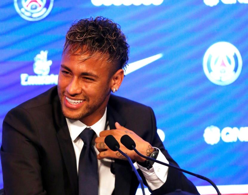 爱游戏在线-波兰逆转中国，内马尔高光表现