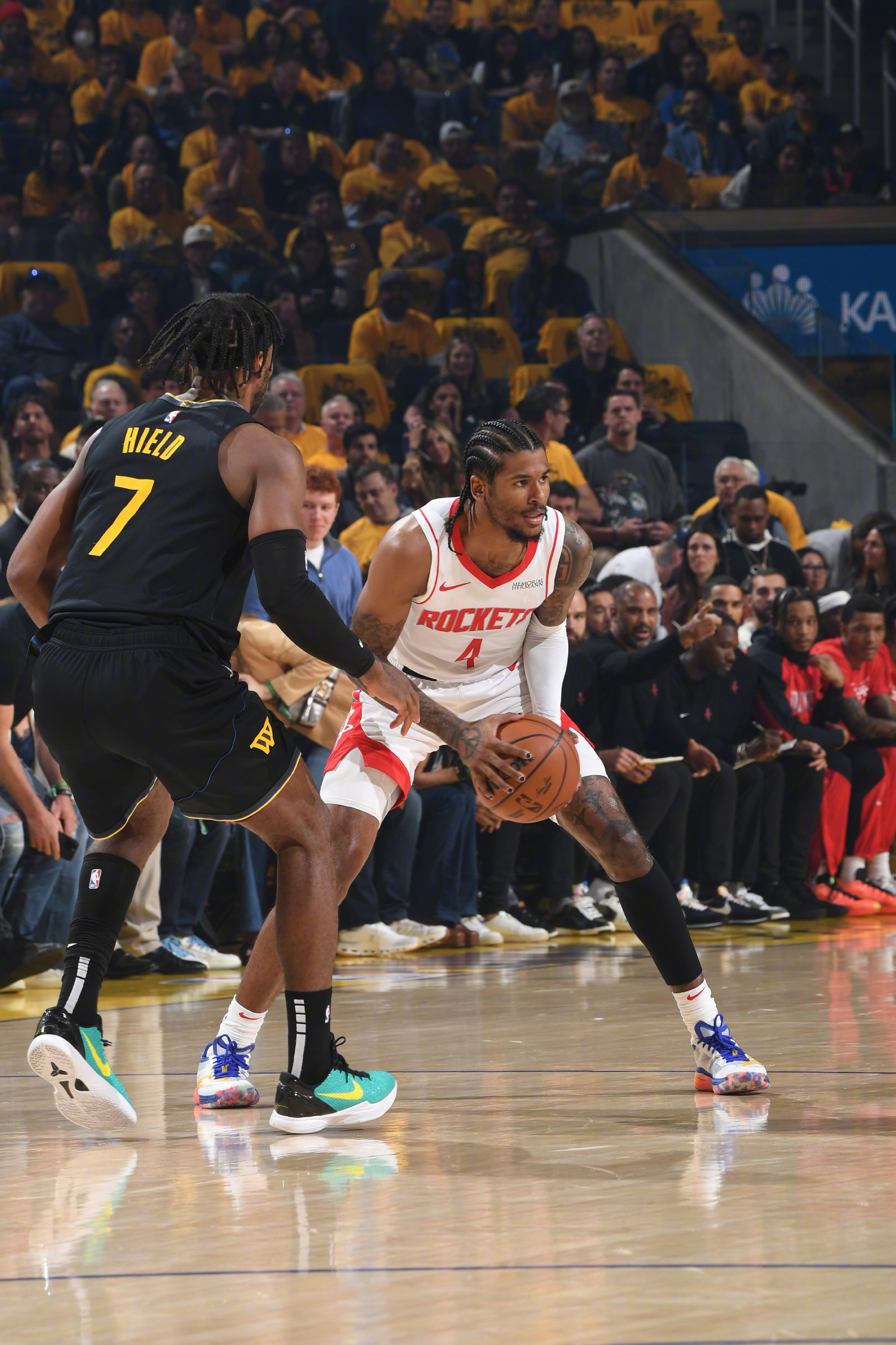 爱游戏tv-热火绝杀湖人，范弗利特关键制胜