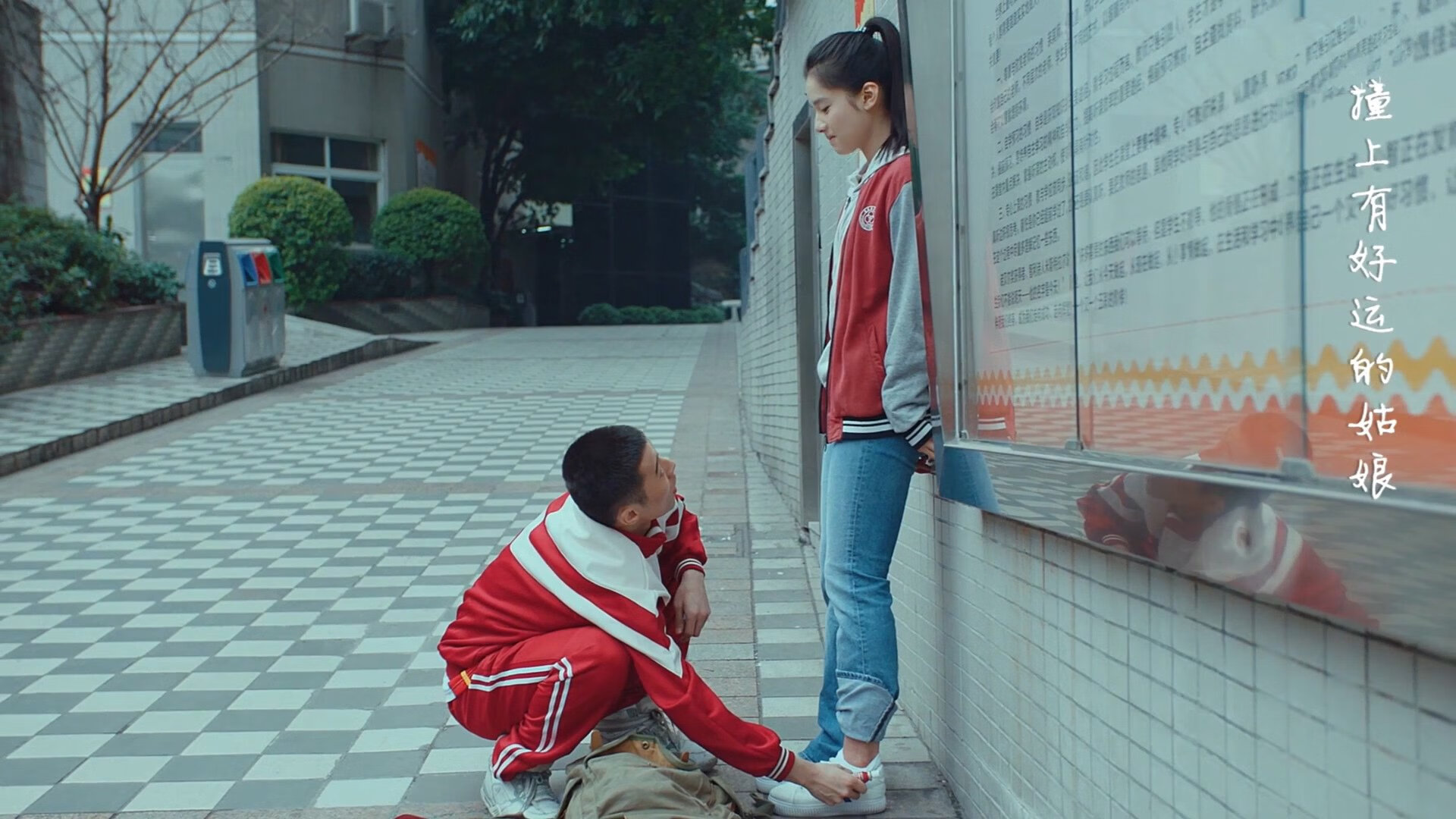 库里隔空对决詹姆斯,当湖人用天赋碾压广东,一人扛一队的艺术却永不落幕