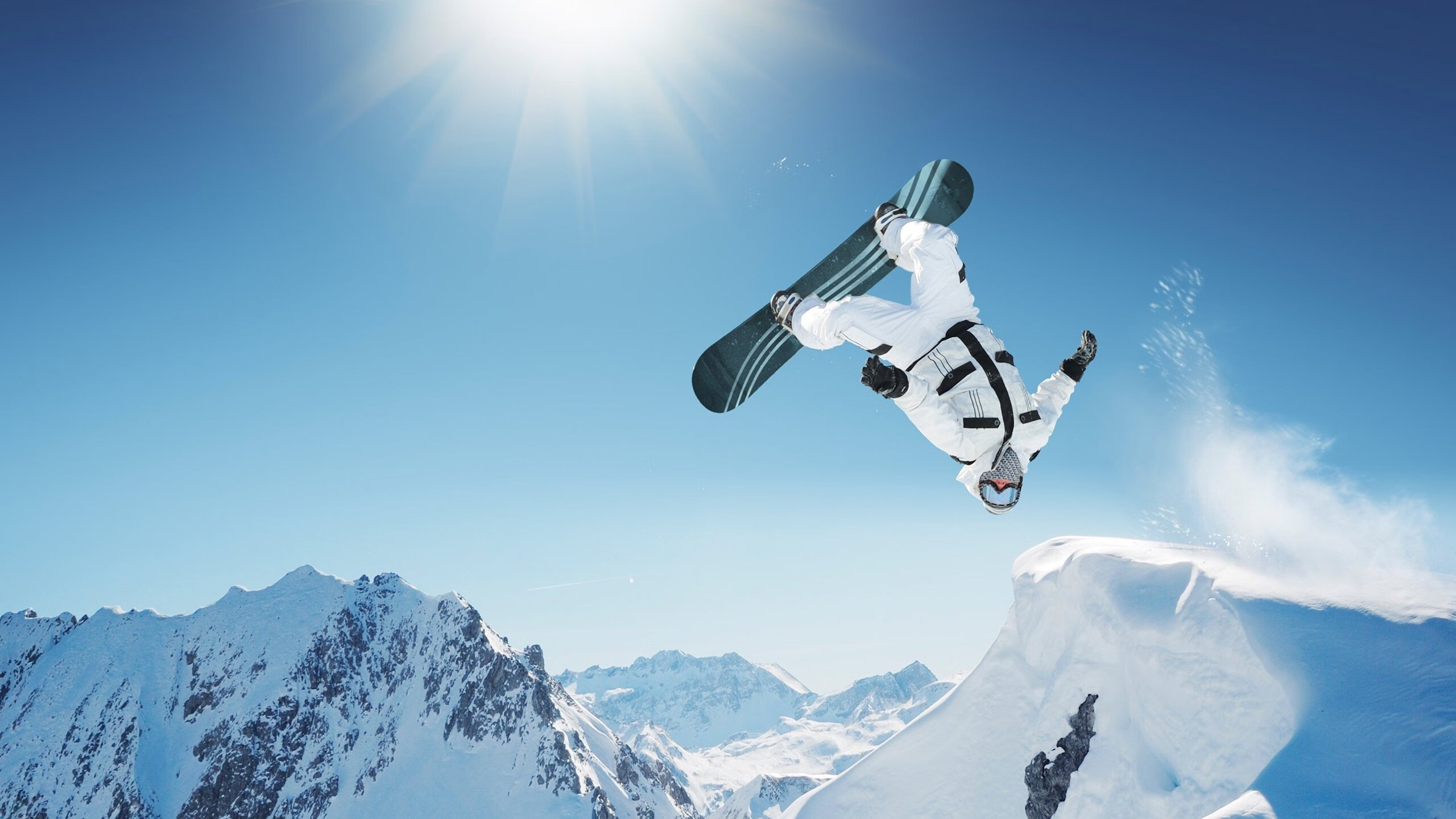 爱游戏入口-冰与火中铸就的王国，卡马文加的世界排名争夺夜与自我救赎