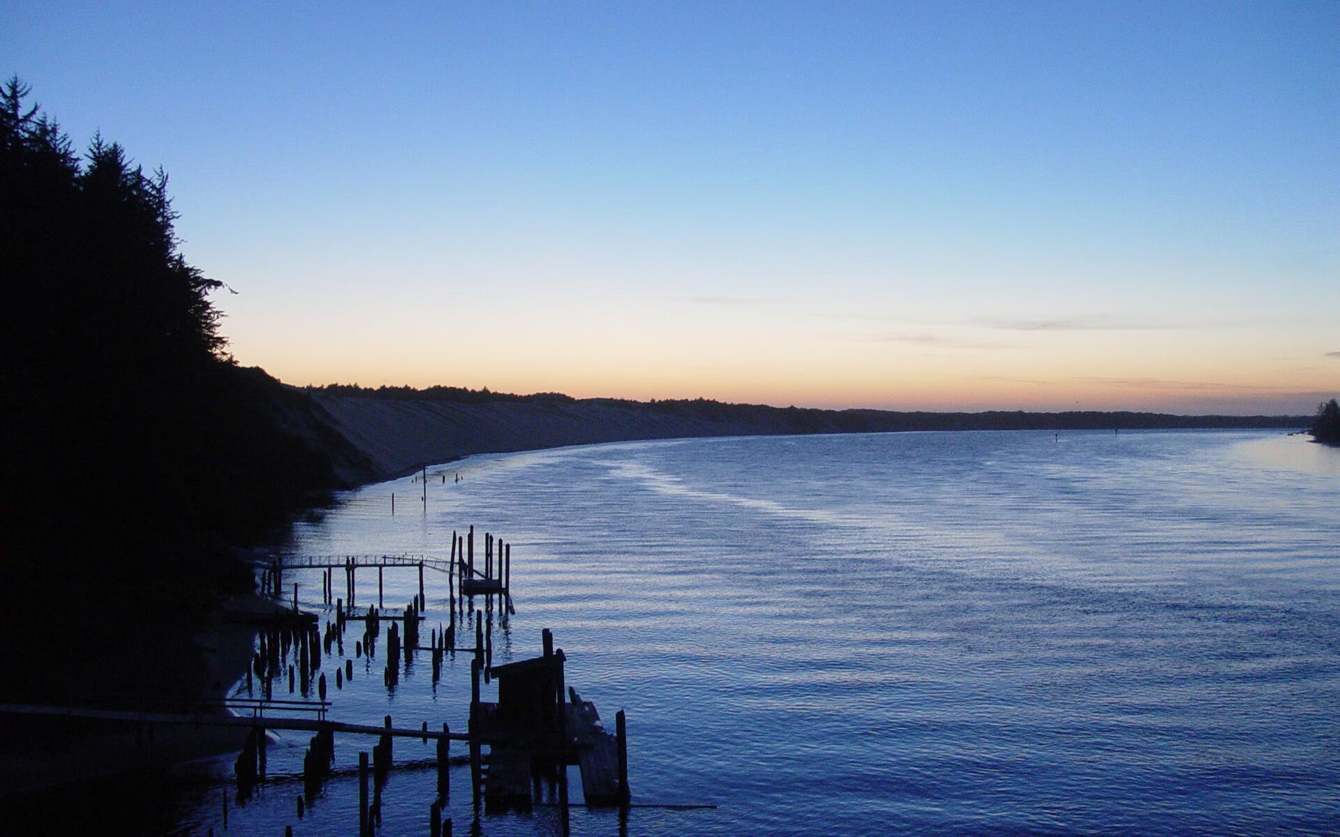 爱游戏娱乐-绝境与传奇，体育史的伟大剧本—从桑切斯到久保建英，奇迹为何总在最后降临？