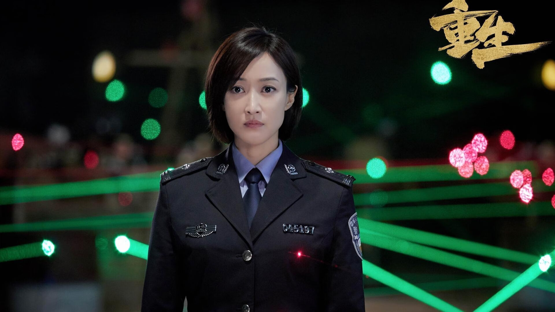 爱游戏官方入口-当詹姆斯把F1奖杯点燃时，我们才知道什么才叫真正的跨赛道统治