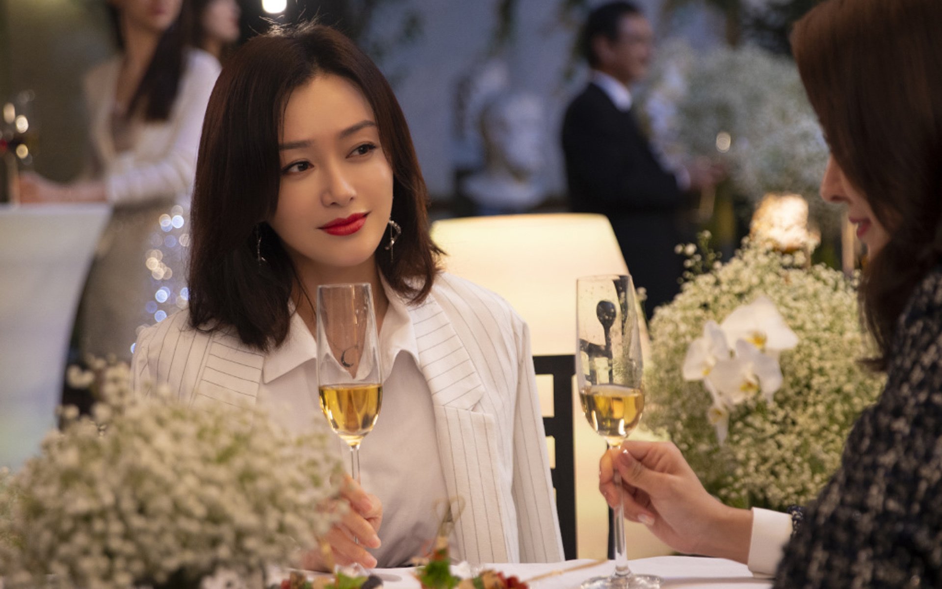 不是C罗也不是梅西!德比夜的真正终结者,是阿拉巴那脚刺穿巴萨心脏的宣言